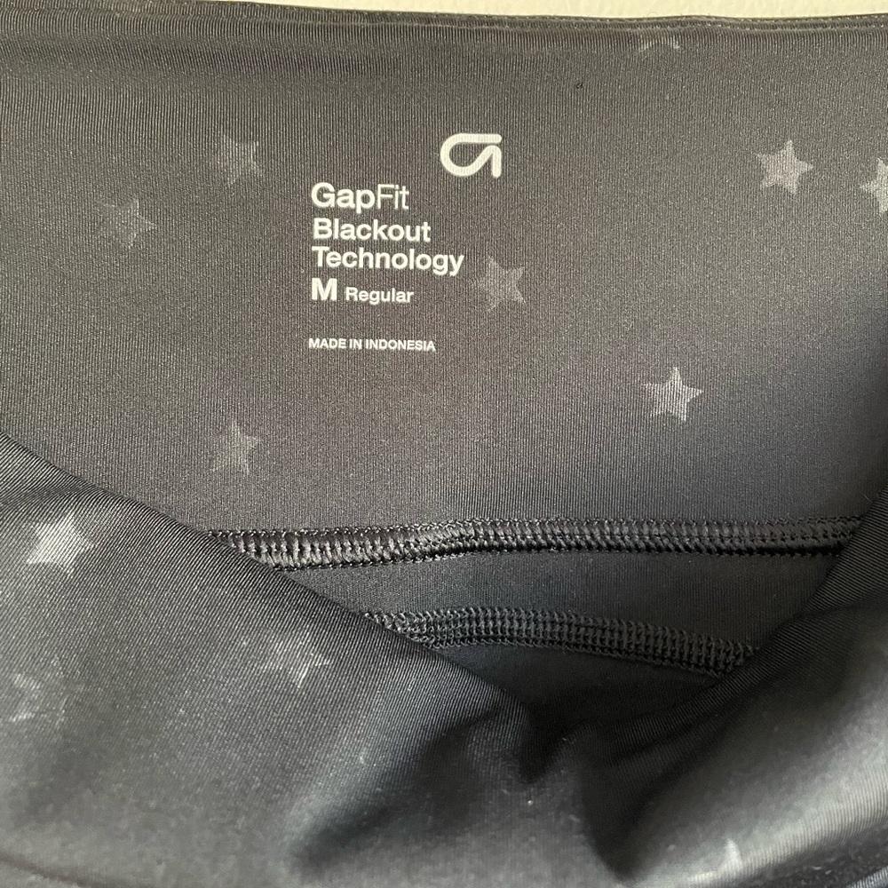 GapFit Black Star Print Cropped Leggings with Pockets Size M - Picture 4 of 4